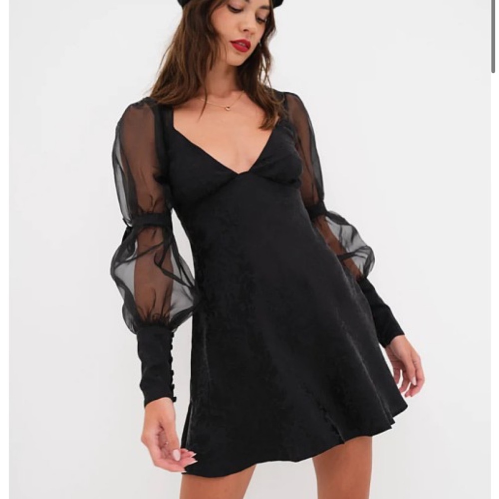 NWT For Love & Lemons Gabrielle Puff Sleeve Mini Dress Black